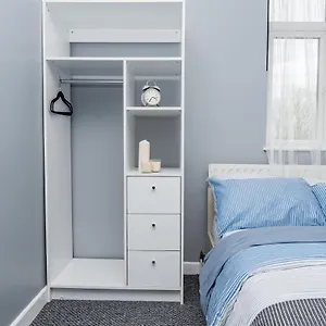 https://shirley-house-2-self-catering-by-southampton-general-hospital.bournemouth-hotels.org